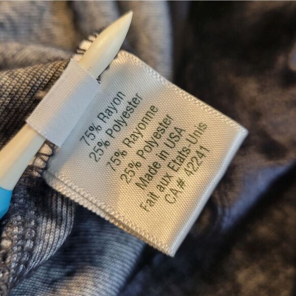 Stark X Velvet Velour Top with Shark Bite Sides Women's Size Medium Charcoal - Picture 8 of 12